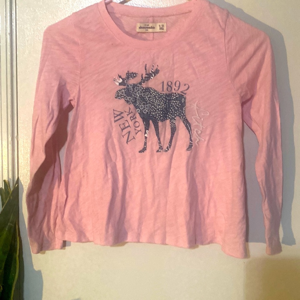 Light pink Abercrombie lids long sleeve tee sz 9/10 with floral moose